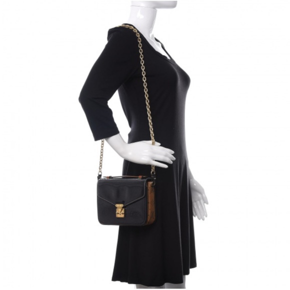 Louis Vuitton Pochette Metis Reverse Mongram Mini - Picture 10 of 10